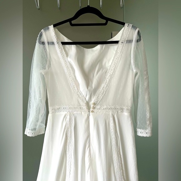 Soft A-Line Open Back White Dress or Wedding Dress (never worn, unaltered) - Picture 7 of 10